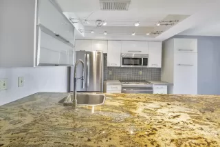 Photo #3: 6105767 Listing