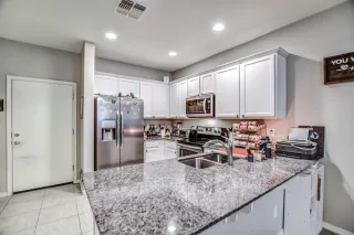 Photo #6: 6105771 Listing 