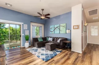 Photo #6: 6105911 Listing 