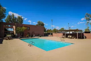 Photo #1: 6106315 Listing