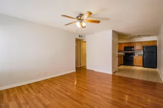 Photo #2: 6106315 Listing