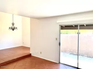 Photo #6: 6106458 Listing