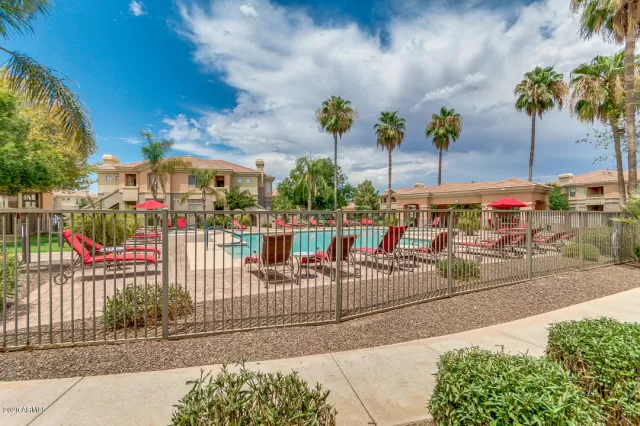 MLS: 6106522 Condo For Sale