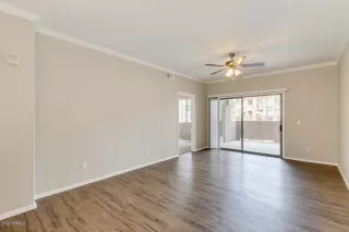 Photo #6: 6106522 Listing