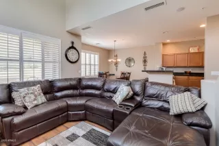 Photo #6: 6106529 Listing