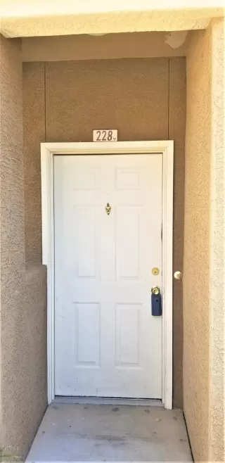 Photo #1: 6106602 Listing