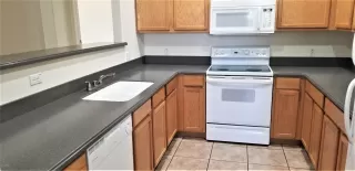 Photo #3: 6106602 Listing