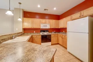 Photo #3: 6106739 Listing