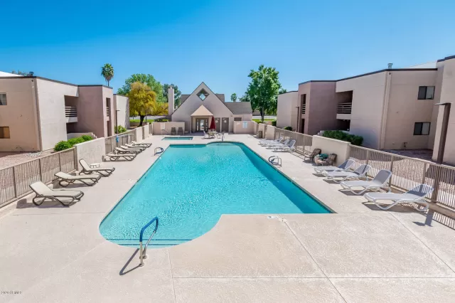 MLS: 6106873 Condo For Sale