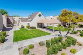 Photo #5: 6106873 Listing