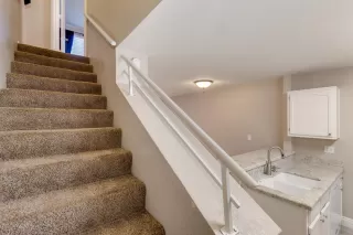 Photo #6: 6106891 Listing