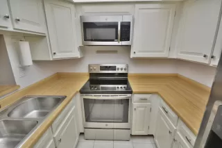 Photo #1: 6107142 Listing 