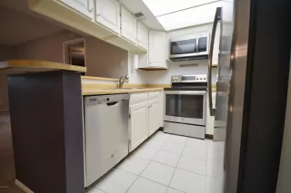 Photo #6: 6107142 Listing 