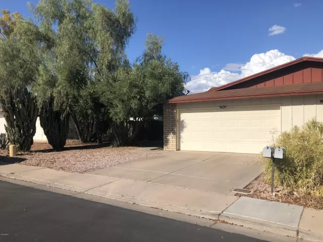 MLS: 6107530 Condo For Sale