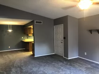 Photo #1: 6107530 Listing