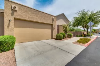 Photo #1: 6107612 Listing 