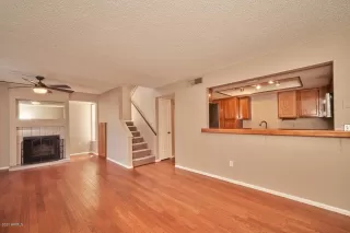 Photo #1: 6107643 Listing 