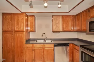 Photo #4: 6107643 Listing 