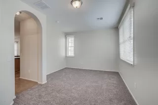 Photo #6: 6107688 Listing 