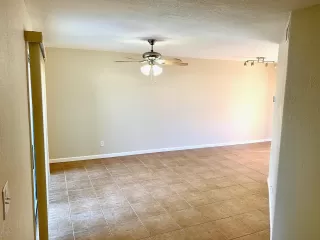 Photo #2: 6107842 Listing 
