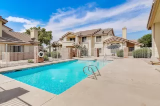 Photo #1: 6107863 Listing 
