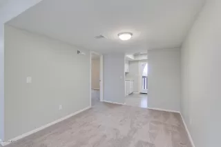 Photo #5: 6108039 Listing