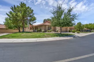 Photo #2: 6108159 Listing