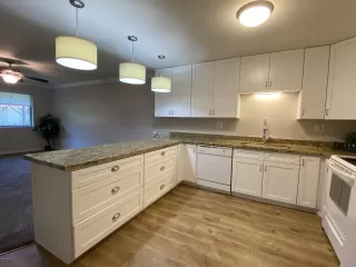 Photo #3: 6108229 Listing 