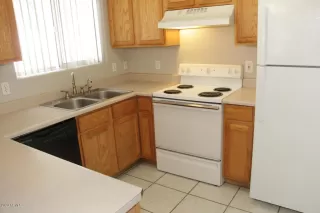 Photo #2: 6108479 Listing 