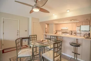 Photo #3: 6108493 Listing
