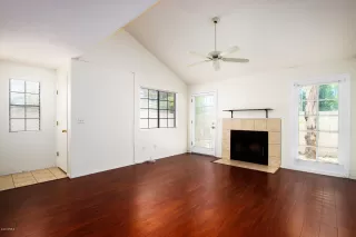 Photo #2: 6108501 Listing