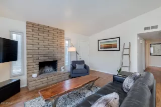 Photo #5: 6108624 Listing 