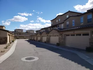 Photo #5: 6108645 Listing