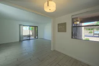 Photo #4: 6108647 Listing 