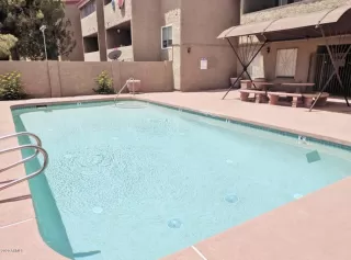 Photo #2: 6108751 Listing