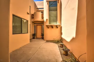 Photo #4: 6108757 Listing