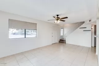 Photo #4: 6108885 Listing