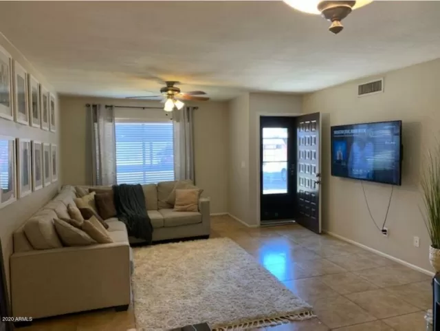 MLS: 6108993 Condo For Sale