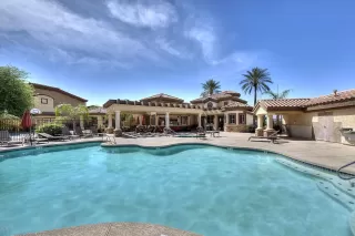 Photo #2: 6108999 Listing