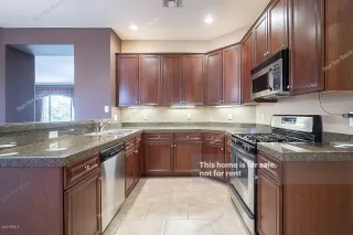 Photo #1: 6109266 Listing