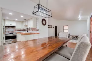 Photo #4: 6109403 Listing