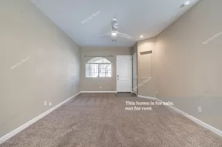 Photo #2: 6109548 Listing