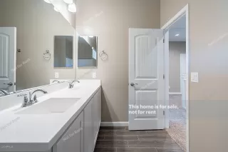 Photo #3: 6109548 Listing