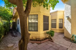 Photo #3: 6109693 Listing