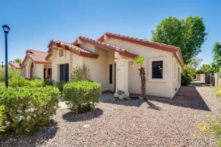 Photo #2: 6109803 Listing