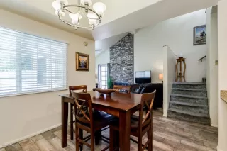 Photo #6: 6109897 Listing 