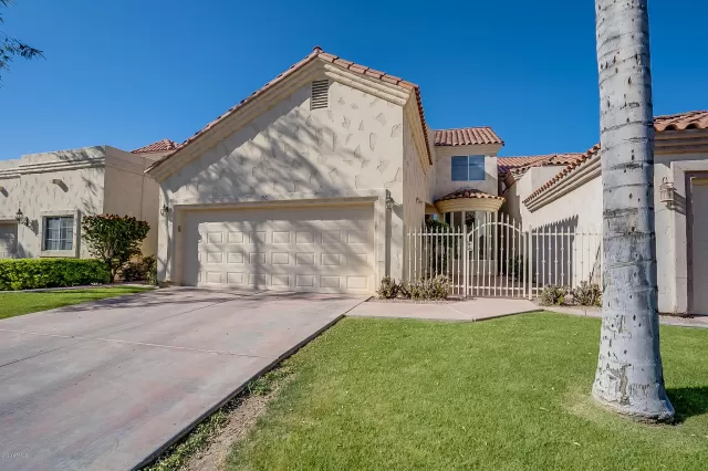 MLS: 6110124 Condo For Sale