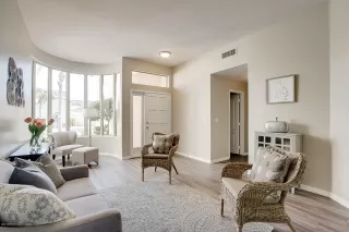 Photo #3: 6110124 Listing 