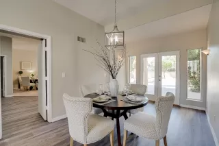 Photo #4: 6110124 Listing 