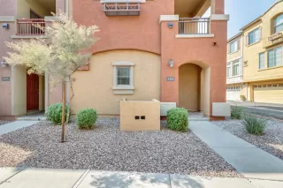 Photo #5: 6110148 Listing